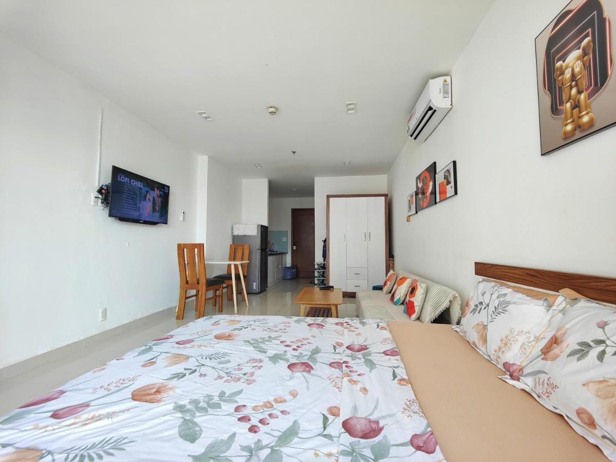 Apartment Nguyen Sky Center